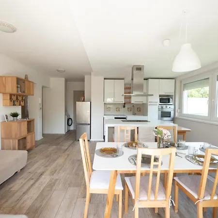 Oak Residents شقة